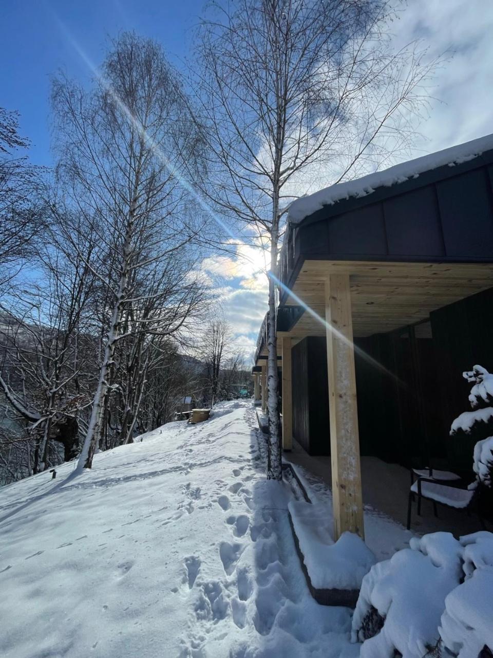 Vila Nura Tesila ภายนอก รูปภาพ